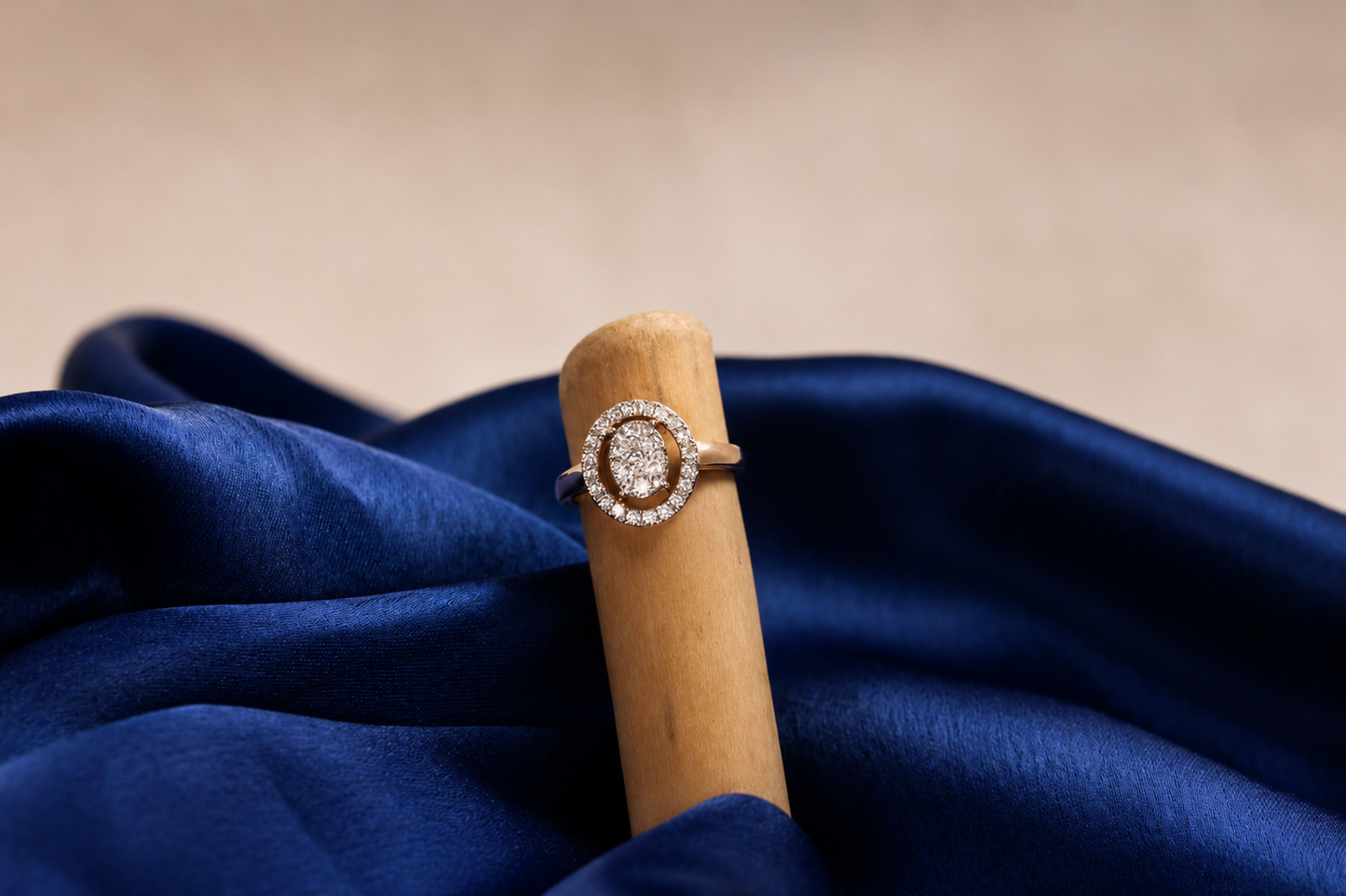 Nova Circle Ring - 14K Solid Gold Diamond Ring