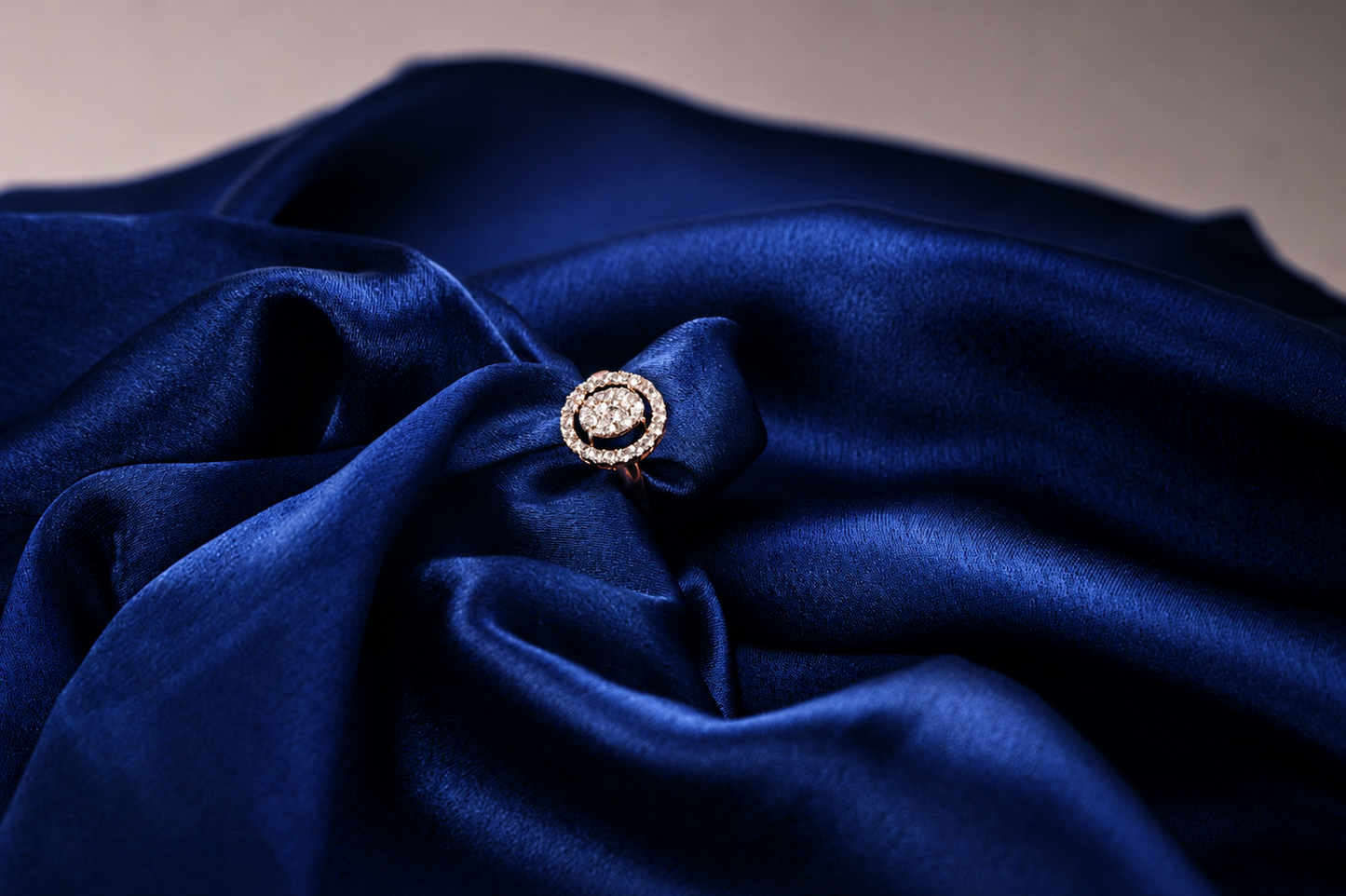Nova Circle Ring - 14K Solid Gold Diamond Ring
