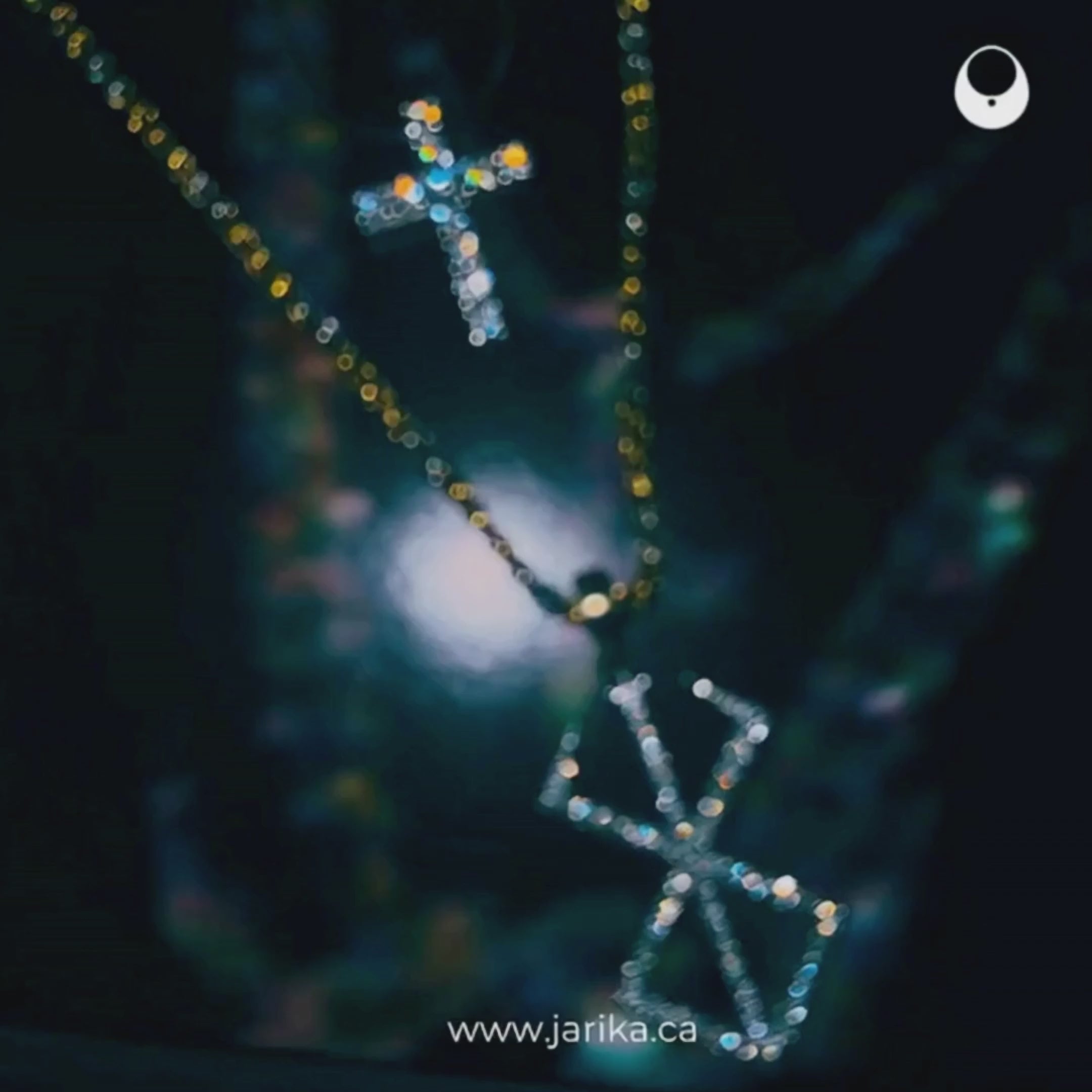 Cross Pendant – Solid Gold and Diamonds – Jarika